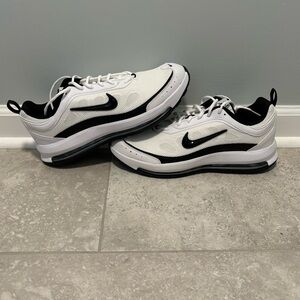 Nike Air Max AP
